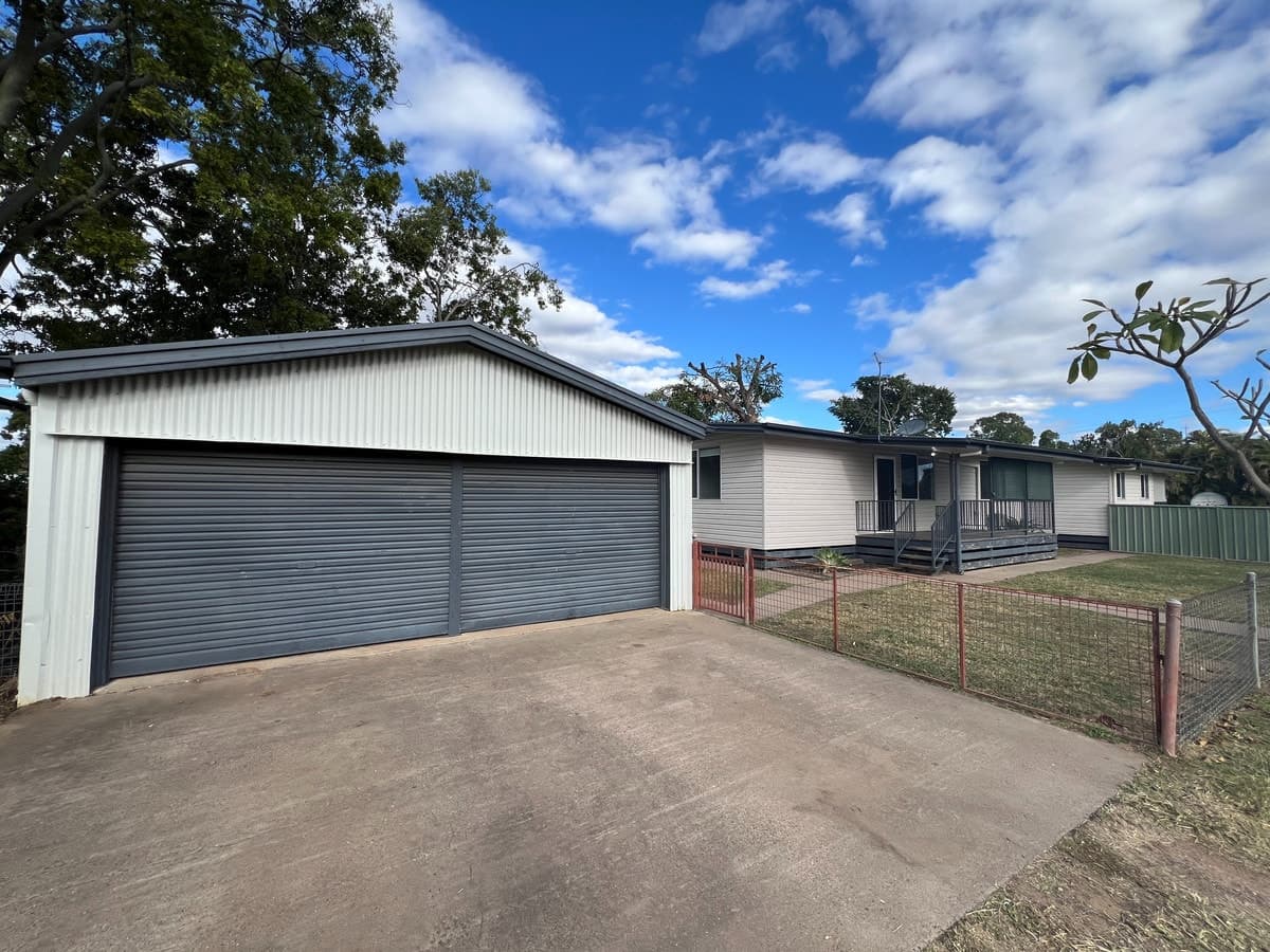 96 Ruby Street, EMERALD QLD 4720, Emerald - Image 1