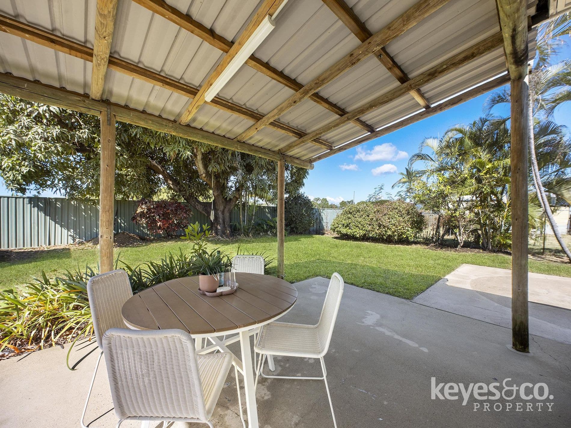 23 Perroux Street, 23 Perroux Street - Thumbnail 8