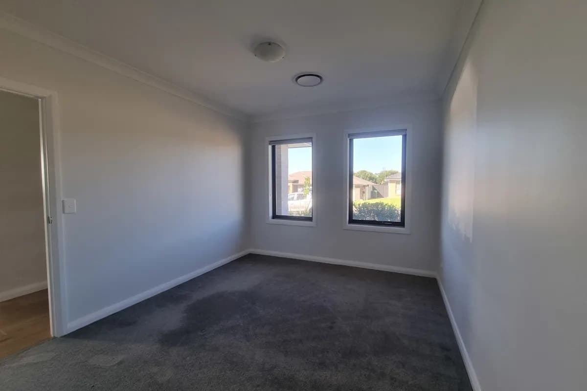 15 Acacia Circuit, Parkes, NSW, 2870, Parkes - Thumbnail 2