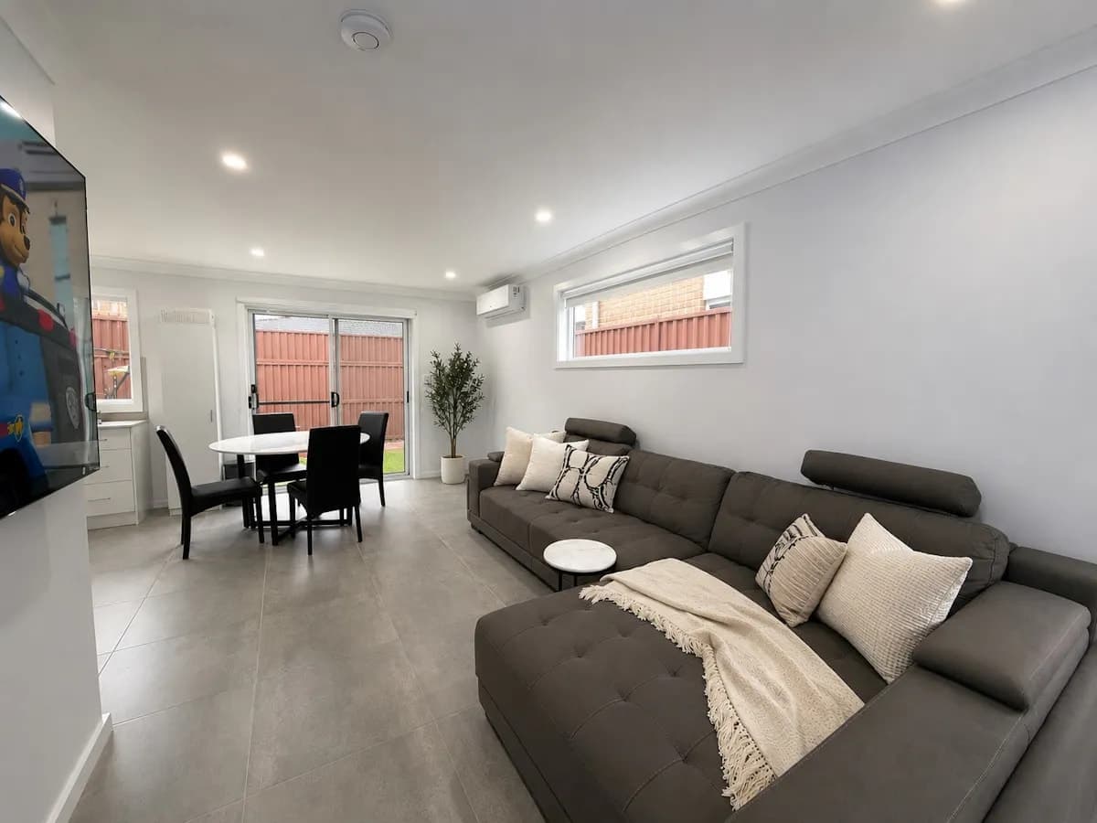 1/32 Augusta Street, Punchbowl, NSW, 2196, Punchbowl - Thumbnail 2