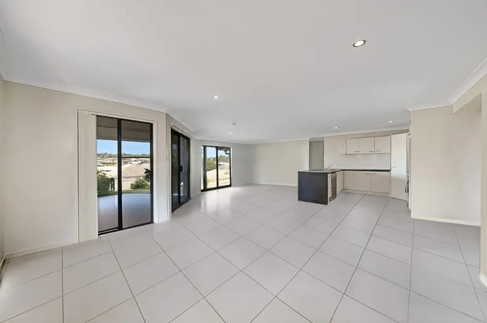22 Woodward Avenue, Calliope, QLD, 4680, Calliope - Thumbnail 2