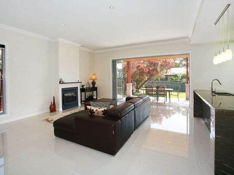 47B Oleander Parade, CARINGBAH SOUTH, Caringbah South - Thumbnail 3