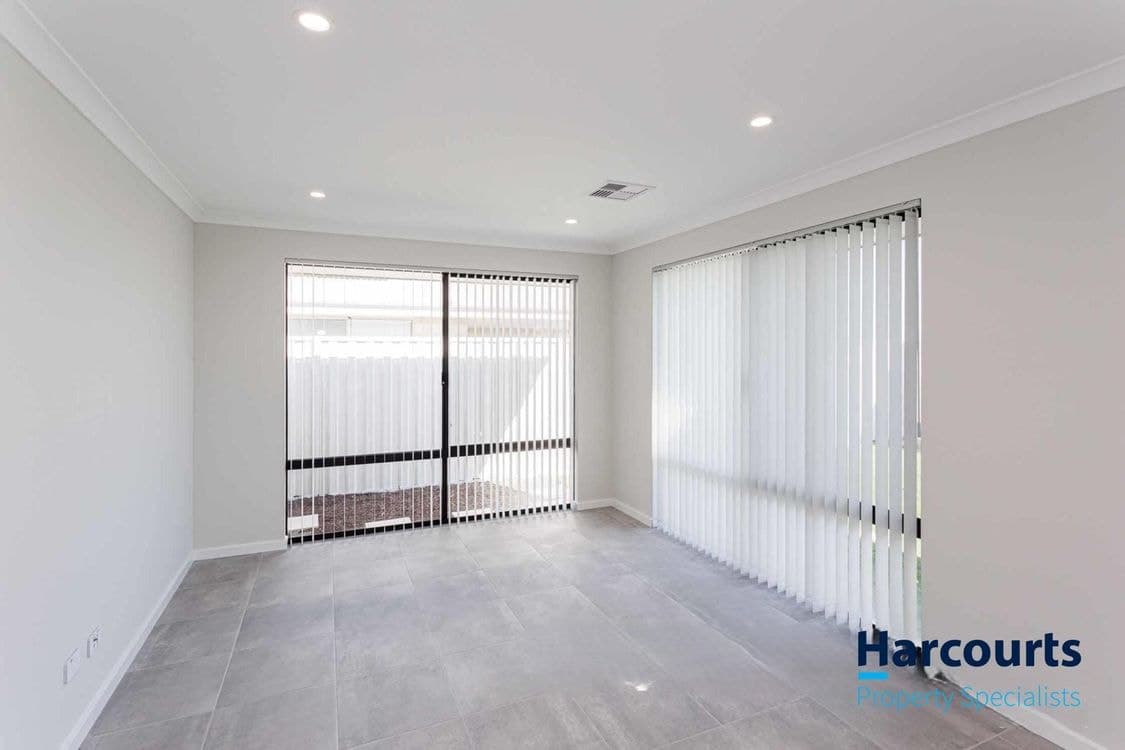 12 Chaudes Road, ALKIMOS, WA 6038, Alkimos - Thumbnail 4