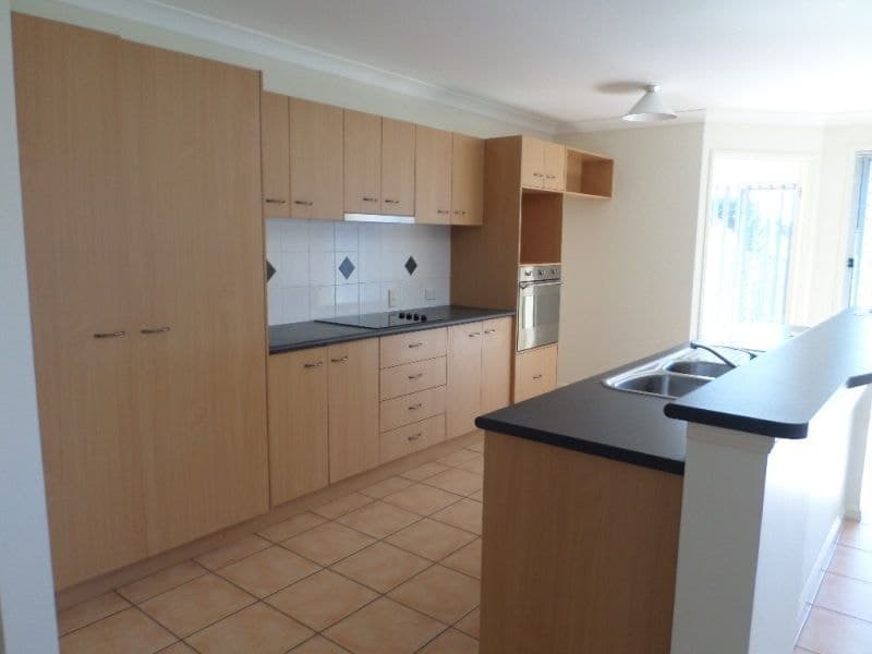 8 Sassafras Court, WARNER, QLD 4500, Warner - Thumbnail 2