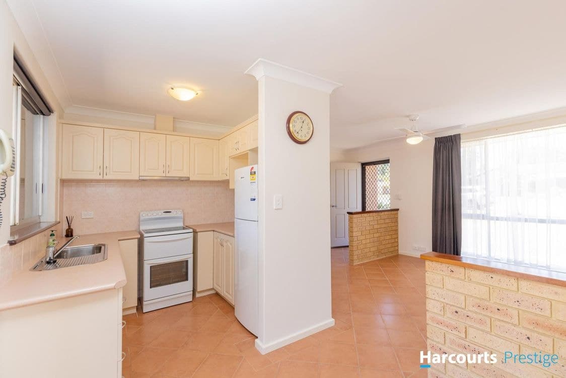 6 Redtingle Road, CAMILLO, WA 6111, Camillo - Thumbnail 5