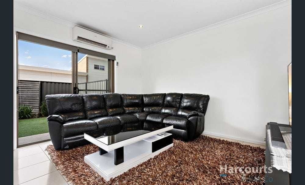 2/10 Bursaria Place, Craigieburn, VIC 3064, Craigieburn - Thumbnail 2