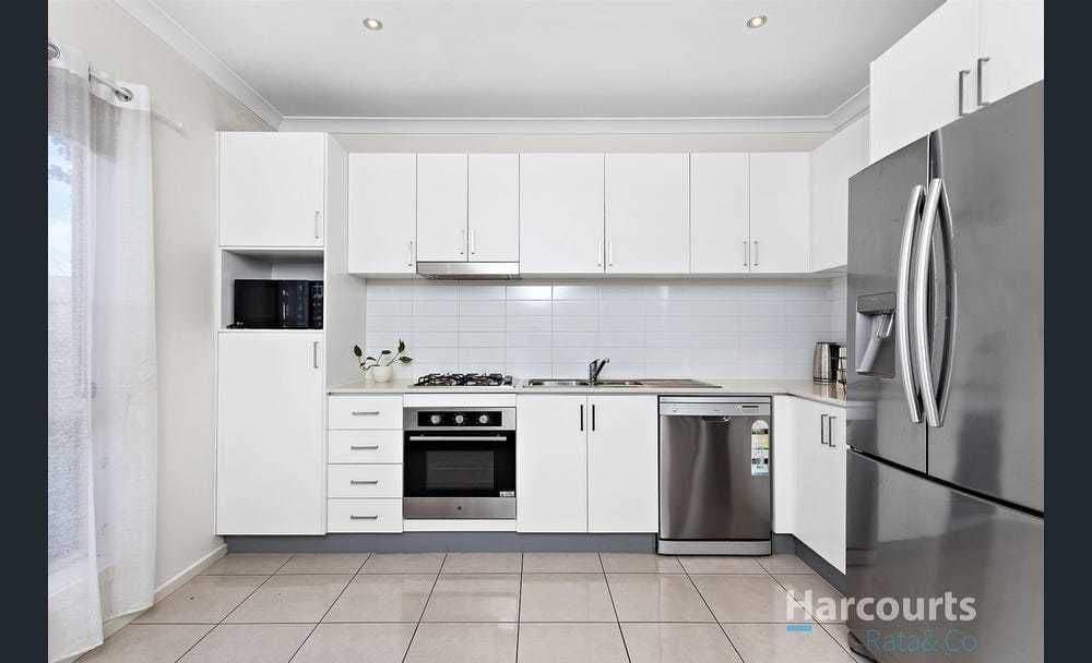 2/10 Bursaria Place, Craigieburn, VIC 3064, Craigieburn - Thumbnail 4