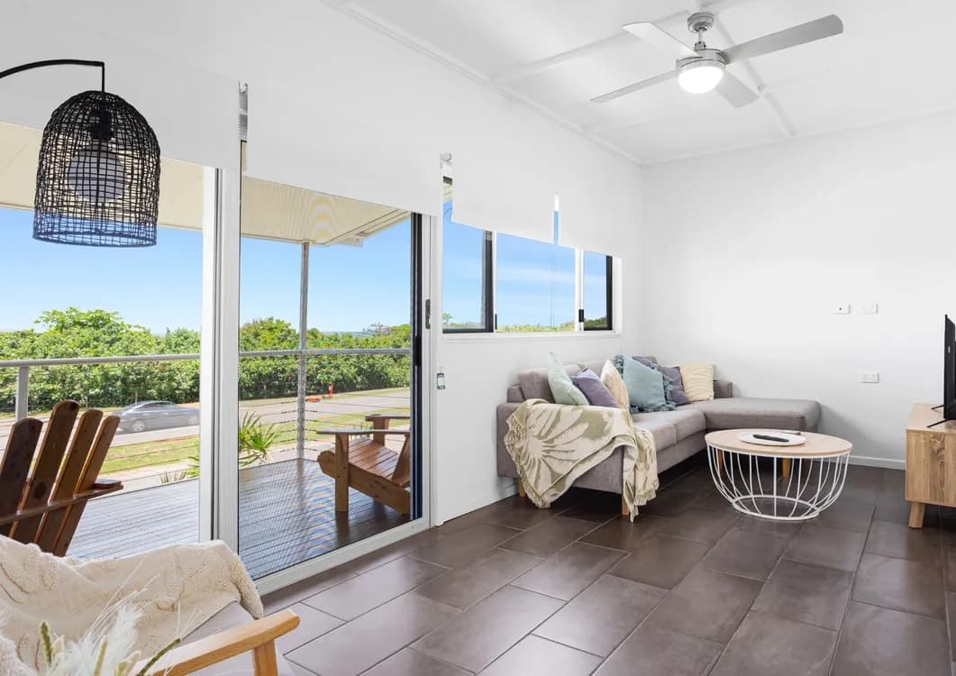 110 Farnborough Road, MEIKLEVILLE HILL, QLD 4703, Meikleville Hill - Thumbnail 3