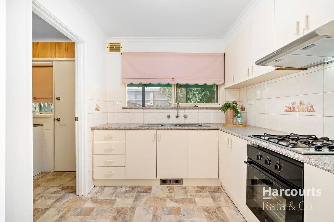 6 Helpmann Crescent, Epping, VIC 3076, Epping - Thumbnail 4