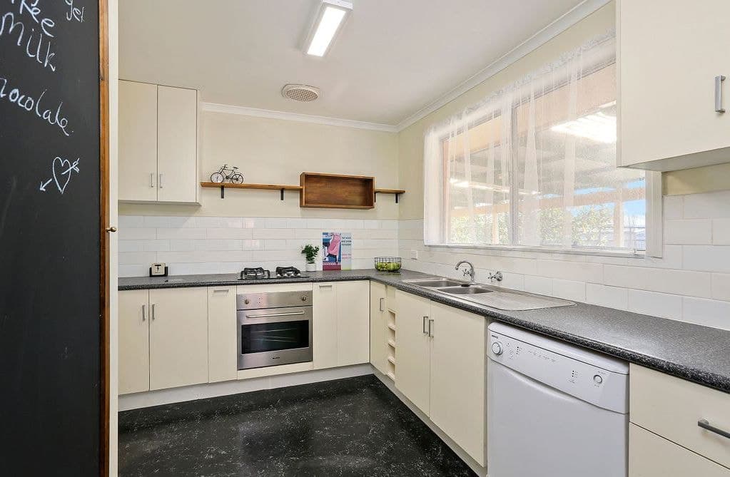 58 Dunloe Avenue, Norlane, VIC 3214, Norlane - Thumbnail 2