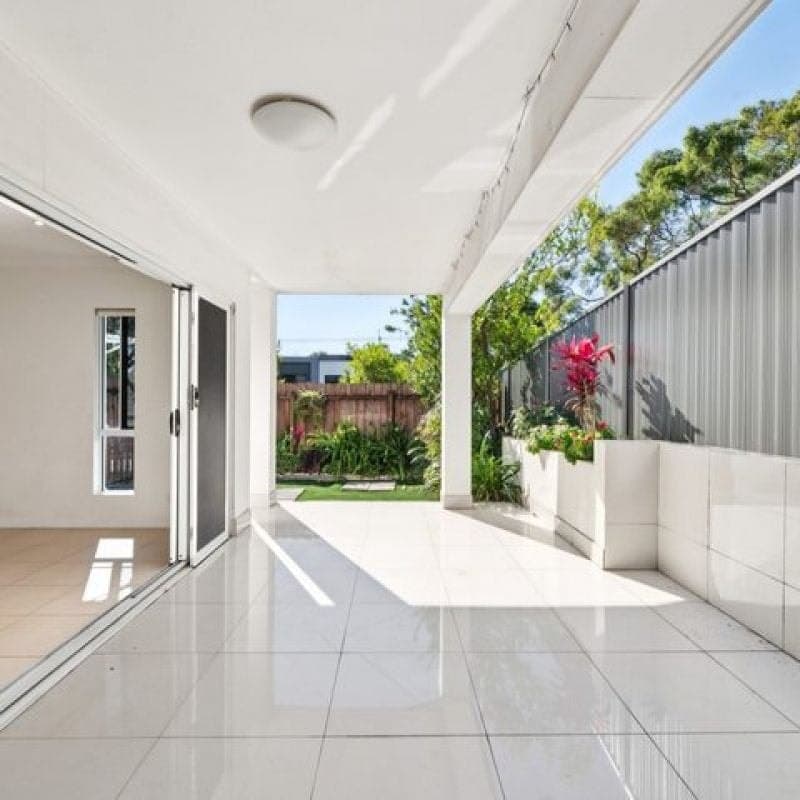 1/84 Falconer Street, Southport - Thumbnail 4