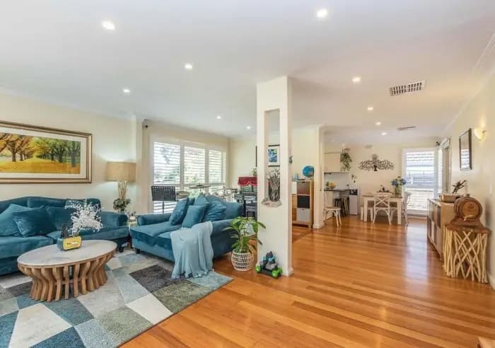 136 Church Road, Doncaster, VIC, Doncaster - Thumbnail 3