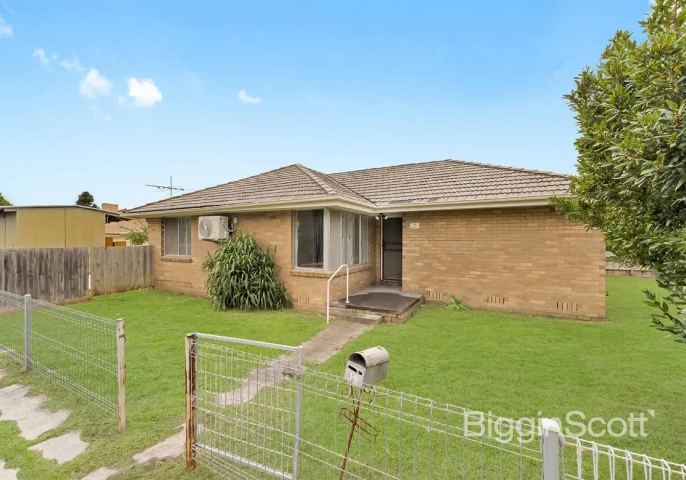 14 Parker Street, Springvale South, VIC, Springvale South - Thumbnail 2