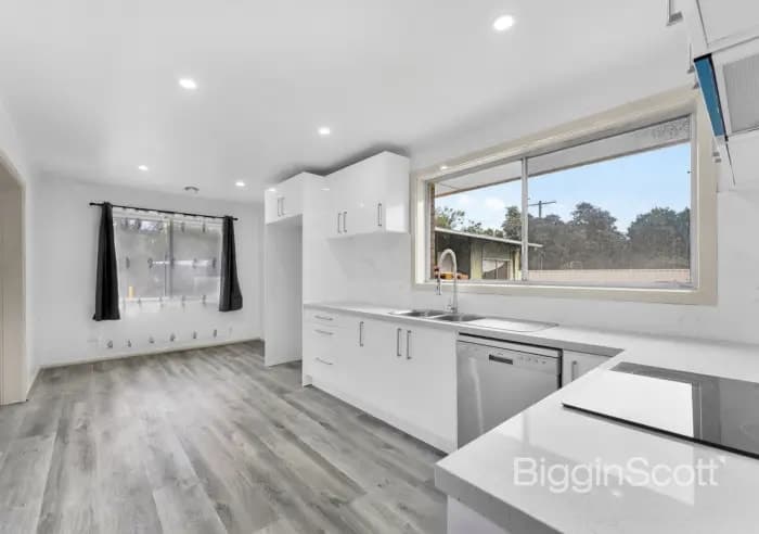 14 Parker Street, Springvale South, VIC, Springvale South - Thumbnail 4