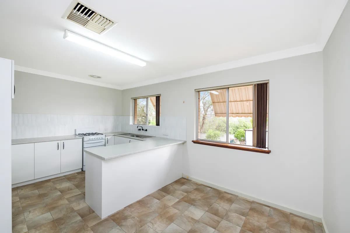 37 Goomalling Road, Northam, WA, 6401, Northam - Thumbnail 8