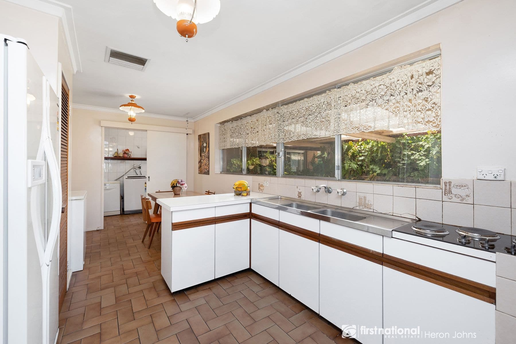 36 Bartling Crescent, Bateman, WA 6150, Bateman - Thumbnail 3