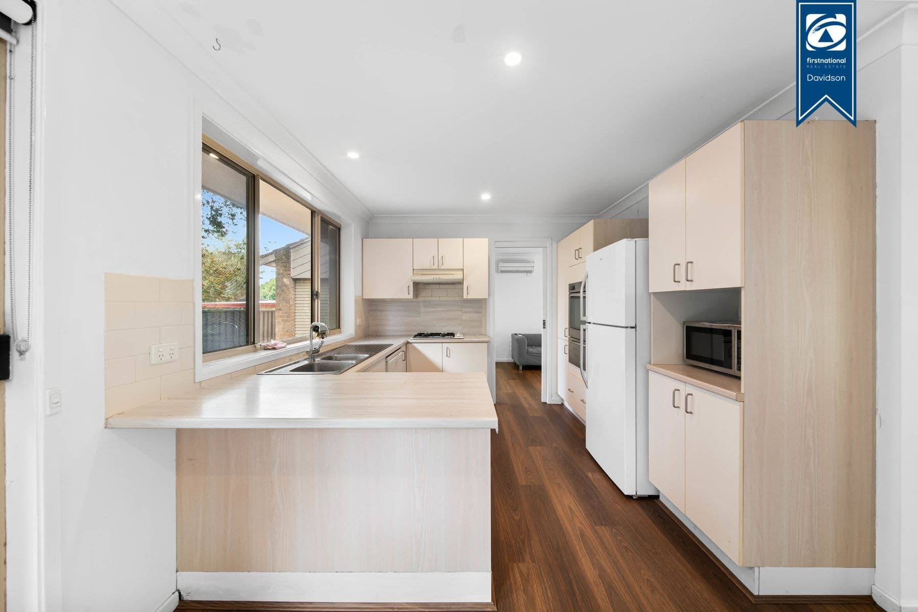 9 Saddle Row, Holsworthy, NSW 2173, Holsworthy - Thumbnail 4