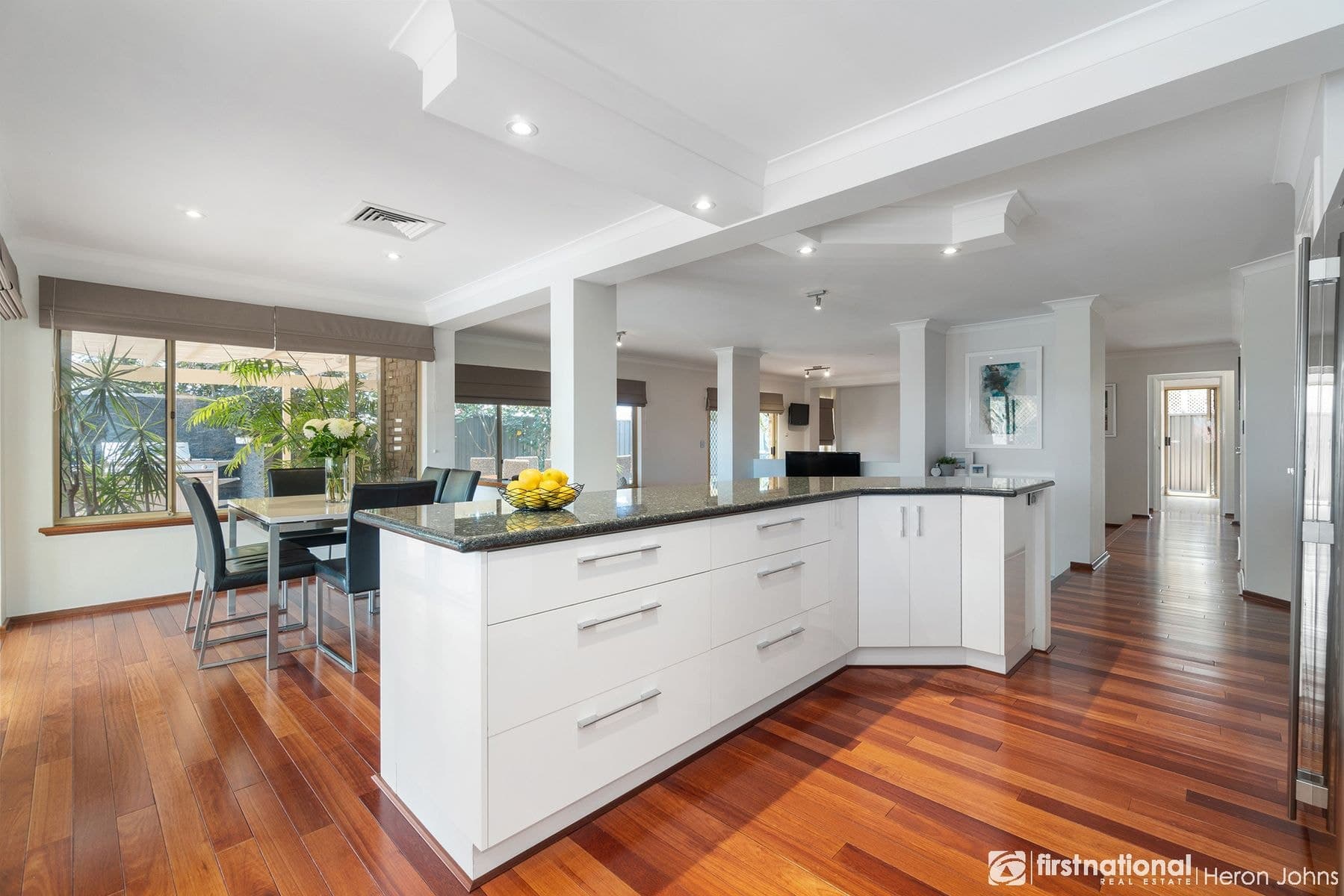 11 Mellor Court, Leeming, WA 6149, Leeming - Thumbnail 5