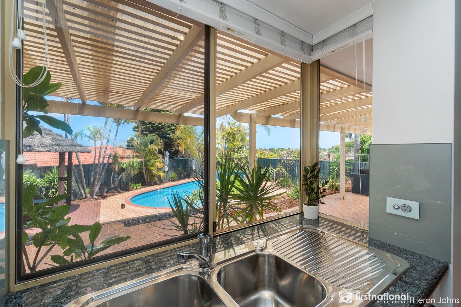 11 Mellor Court, Leeming, WA 6149, Leeming - Thumbnail 7