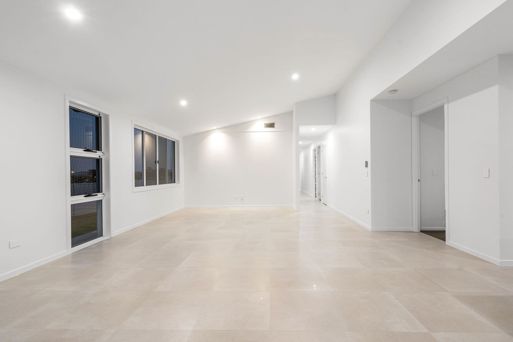 4 Miners Place, Southside QLD 4570, Southside - Thumbnail 6
