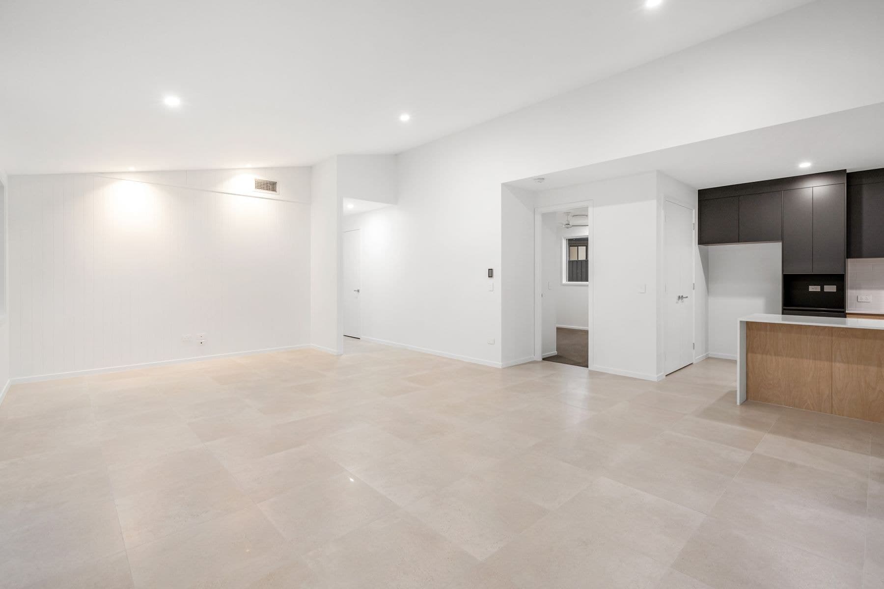 4 Miners Place, Southside QLD 4570, Southside - Thumbnail 8