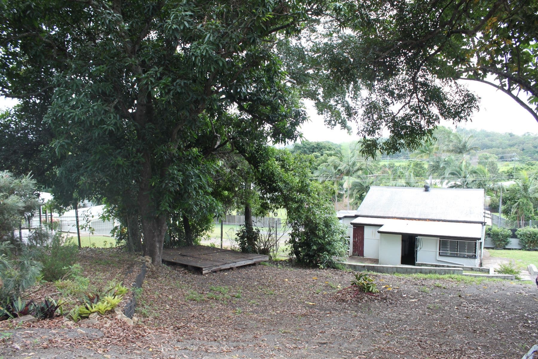 8 Maudsley Road, Sarina QLD 4737, Sarina - Thumbnail 2