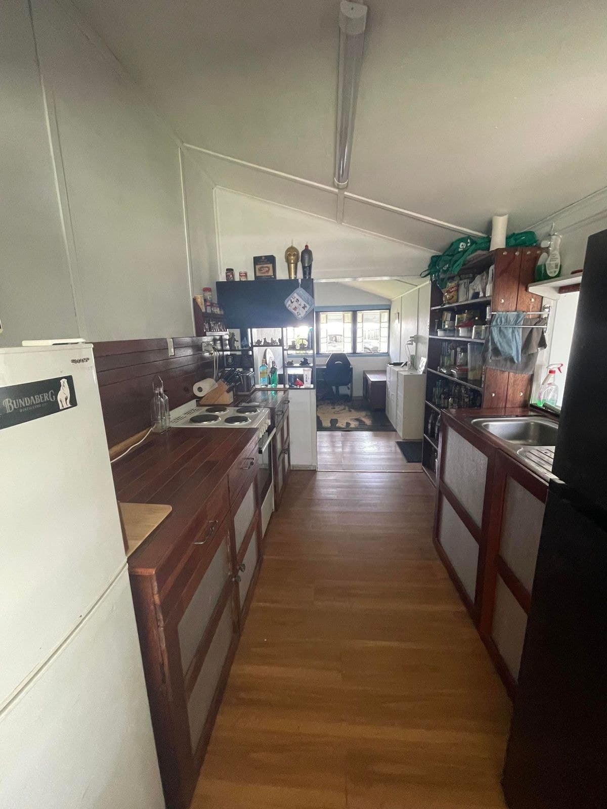 8 Maudsley Road, Sarina QLD 4737, Sarina - Thumbnail 6