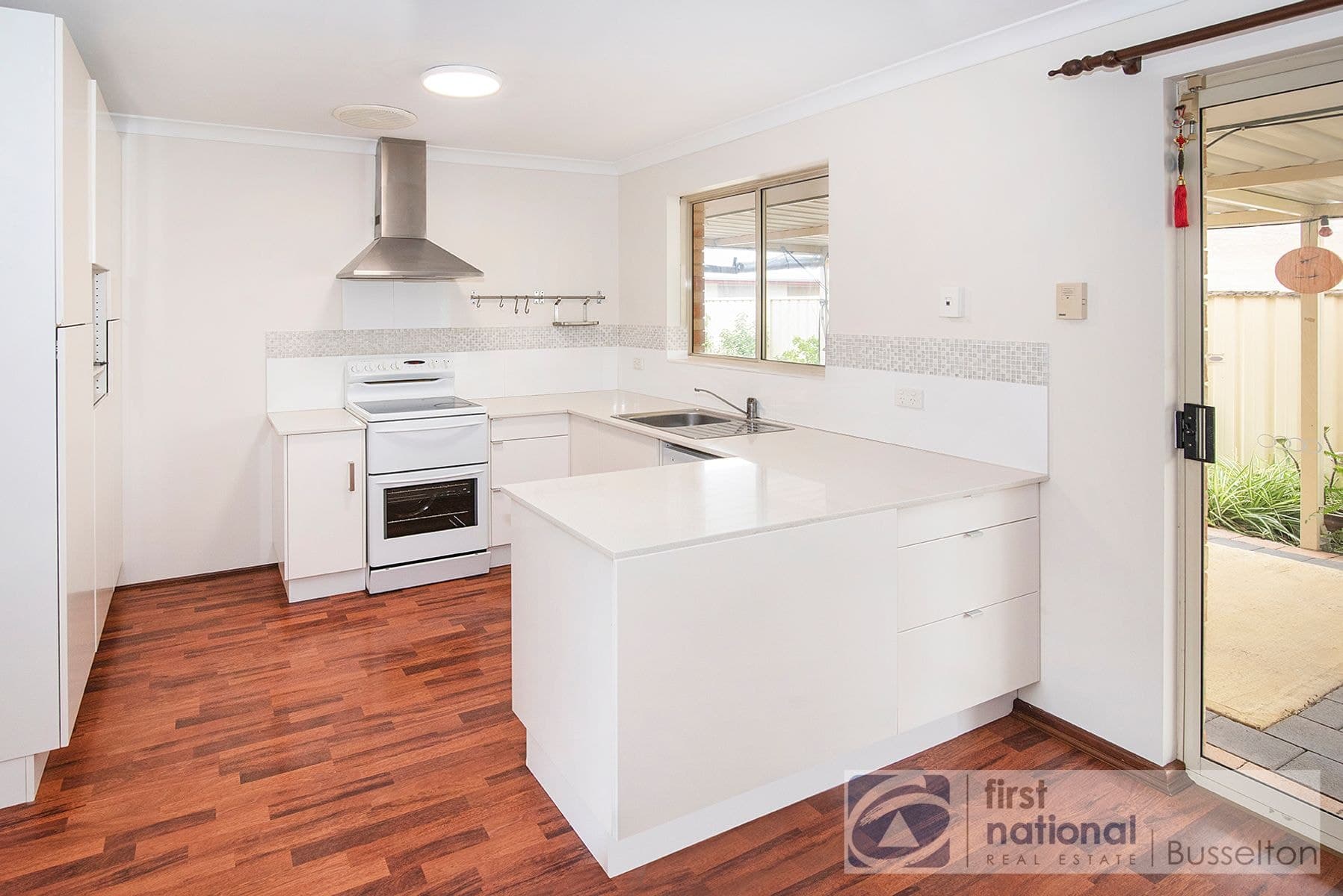 2/68 Hadfield Avenue, West Busselton WA 6280, West Busselton - Thumbnail 4