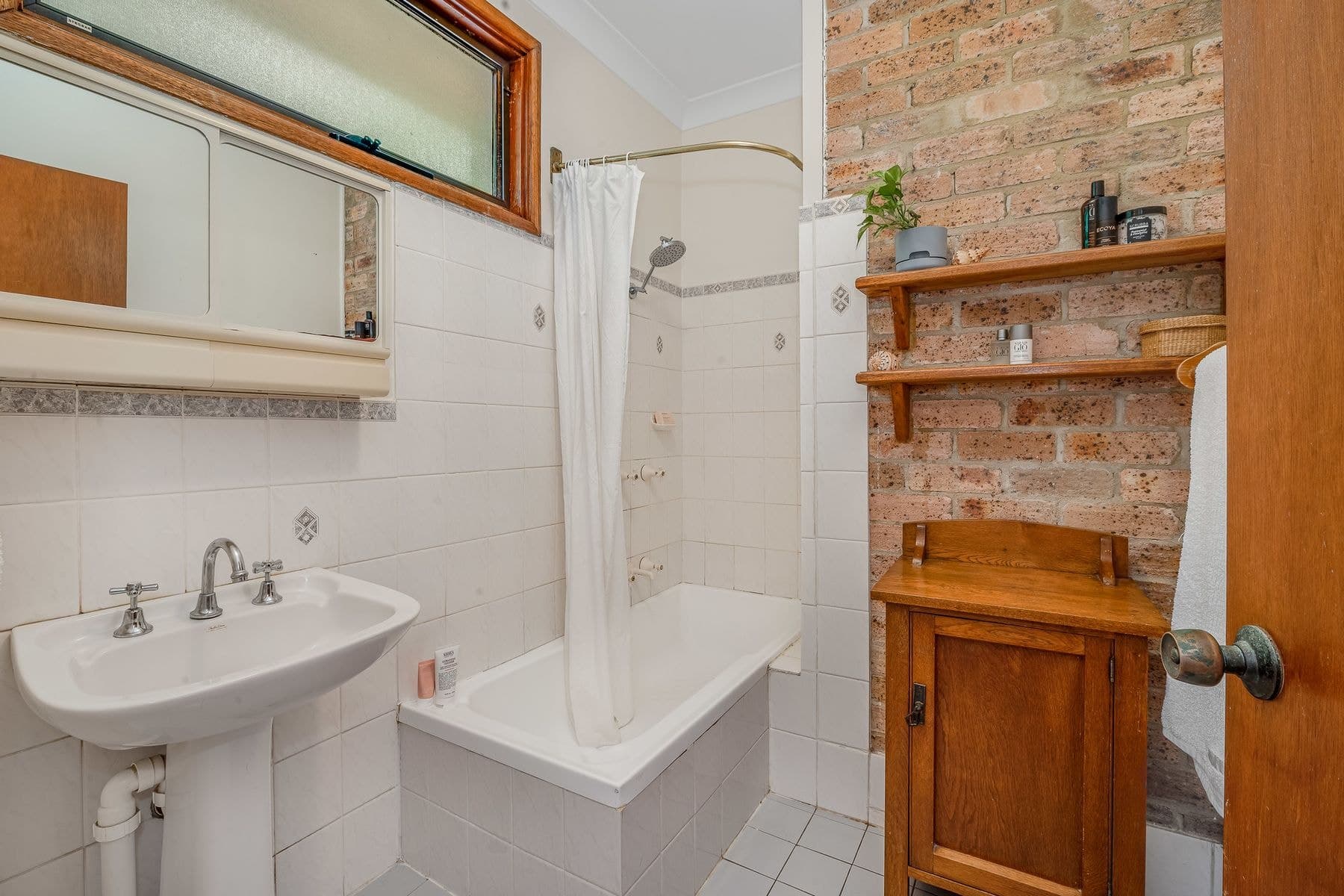42 Crescent Road, Charlestown NSW 2290, Charlestown - Thumbnail 7