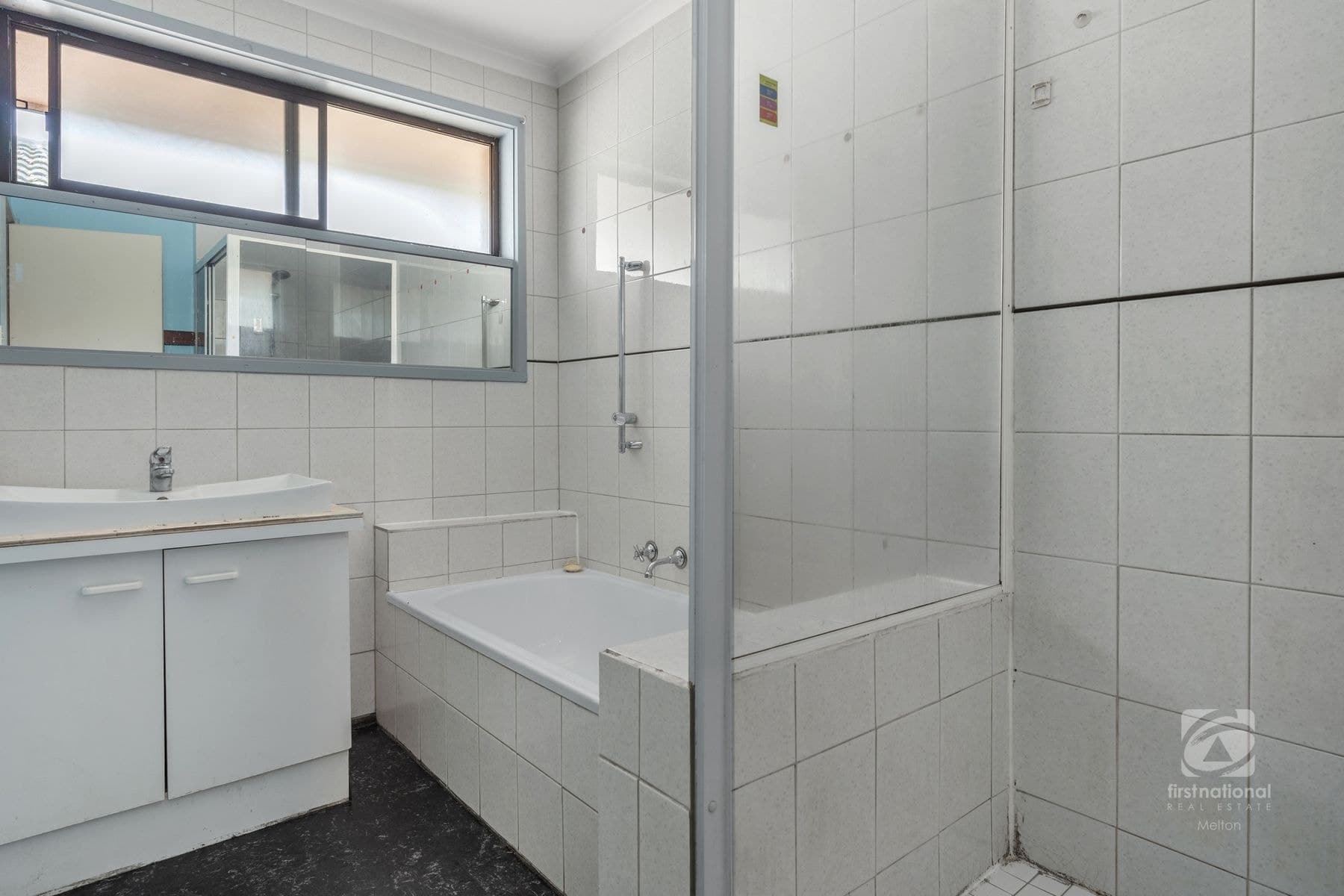 12 Murray Street, Melton South VIC 3338, Melton South - Thumbnail 8