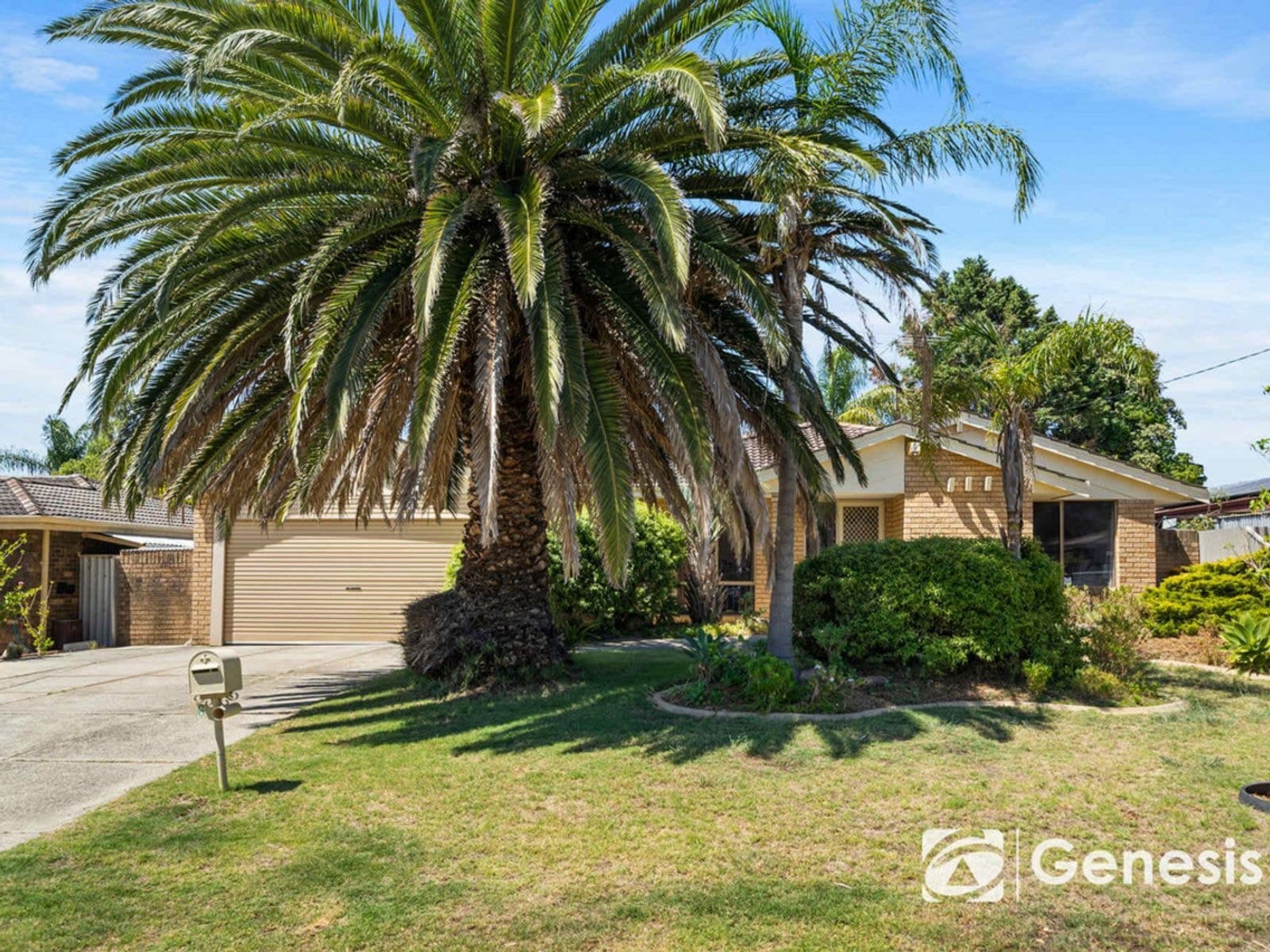 6 Boronia Close, Camillo, WA 6111, Camillo - Image 1