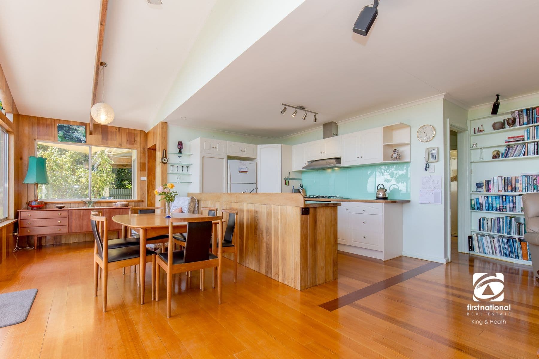1084 Paynesville Road, Eagle Point VIC 3878, Eagle Point - Thumbnail 6