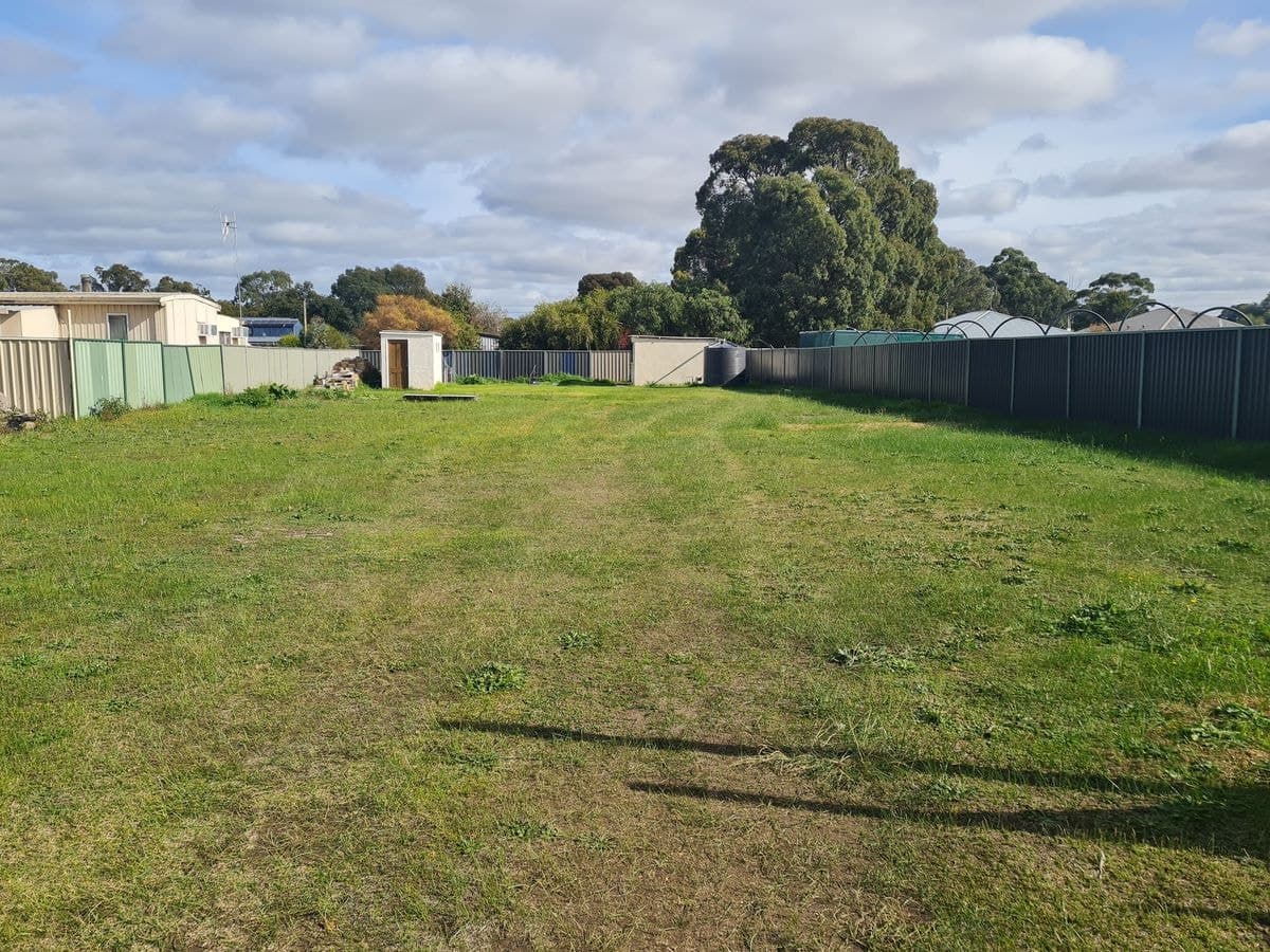 135 Fifth Avenue, Kendenup, Kendenup - Thumbnail 2