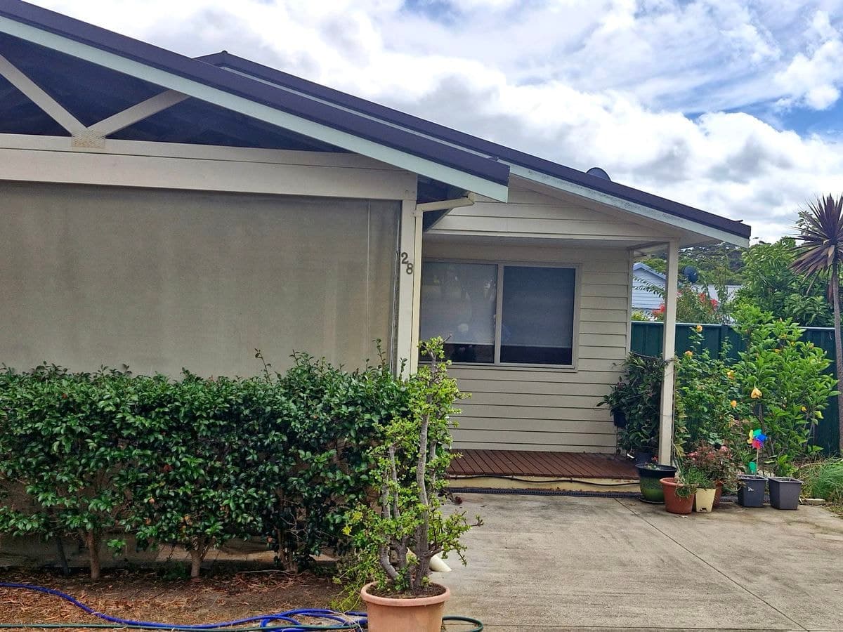 28 Cooper Lane, Walpole, Walpole - Image 1