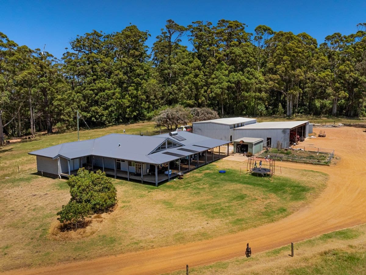 203 Clarke Road, North Walpole, North Walpole - Thumbnail 3