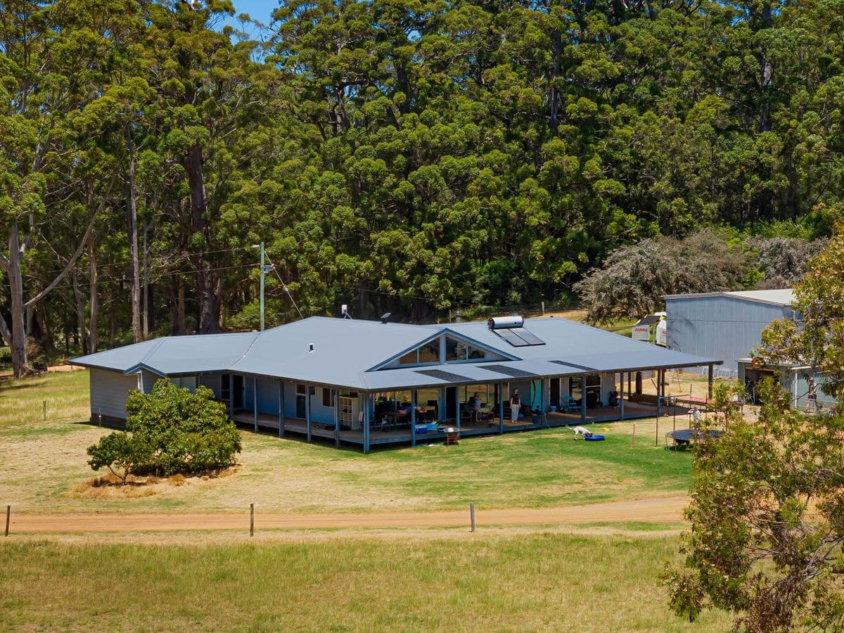 203 Clarke Road, North Walpole, North Walpole - Thumbnail 5
