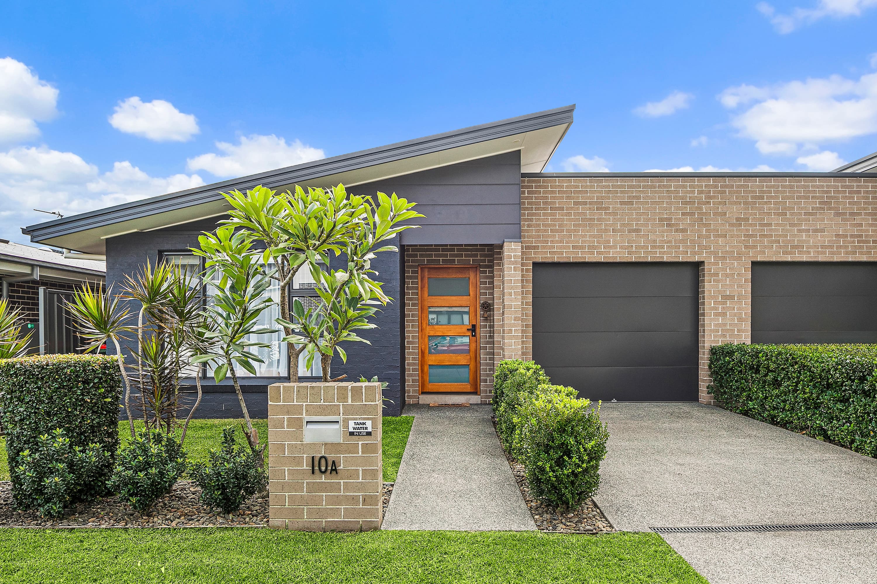 10a Upland Chase, Albion Park, Albion Park - Image 1