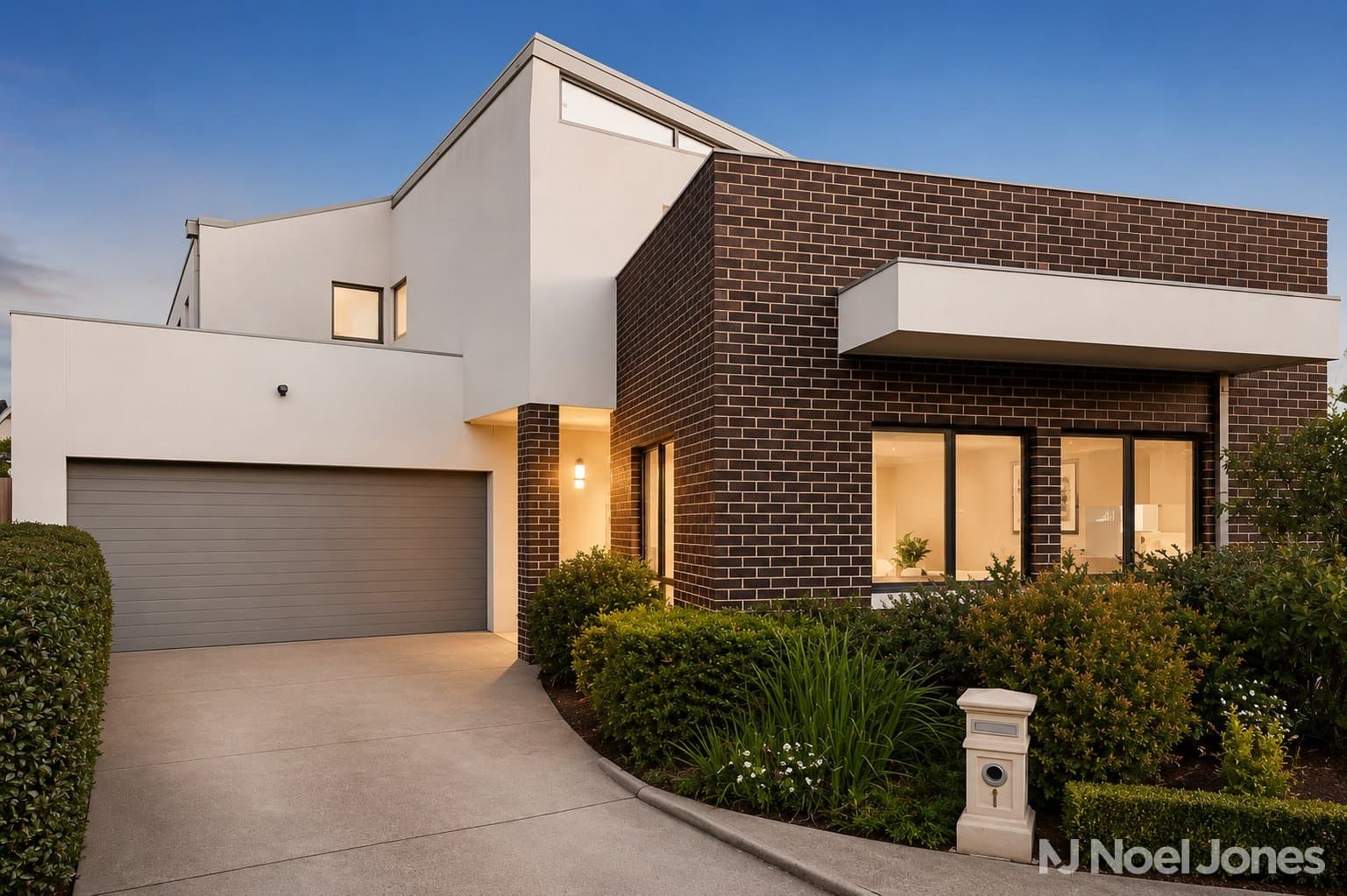 1 Sentinel Way, Doncaster - Image 1