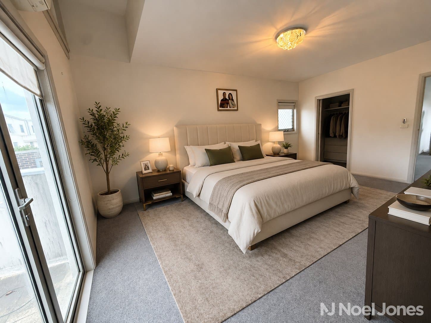 1 Sentinel Way, Doncaster - Thumbnail 2