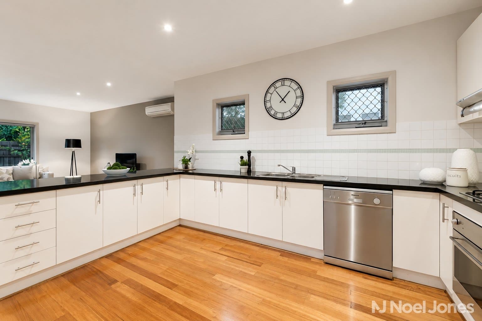 1 Sentinel Way, Doncaster - Thumbnail 8