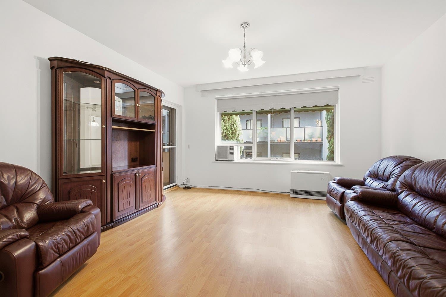 10/198 Alma Road, St Kilda East - Image 1