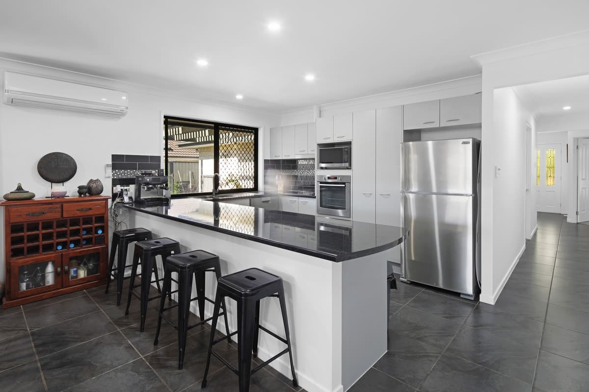 19 Earlwood Court, Raceview QLD 4305, Raceview - Thumbnail 6
