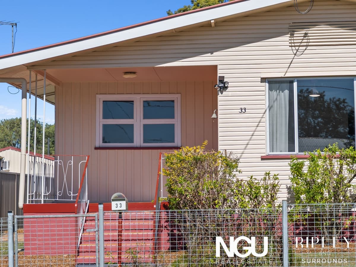 33 Edwards Street, Eastern Heights QLD 4305, Eastern Heights - Thumbnail 2