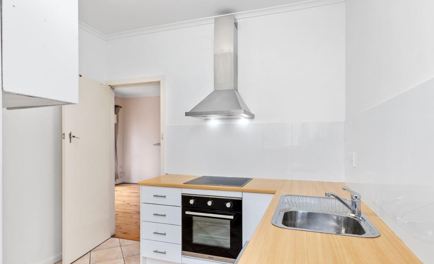 5/6 Byron Street, Glenelg SA 5045, Glenelg - Image 1