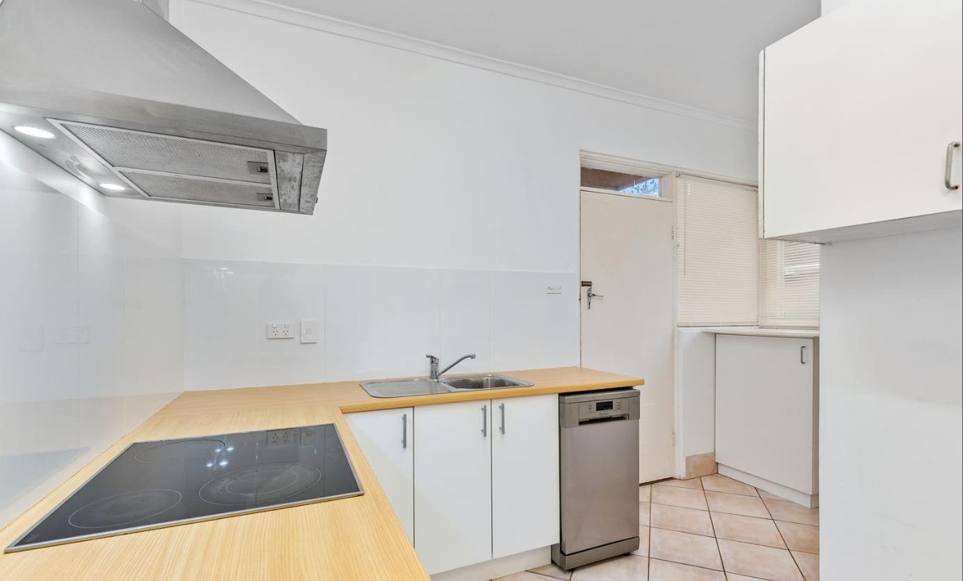 5/6 Byron Street, Glenelg SA 5045, Glenelg - Thumbnail 3
