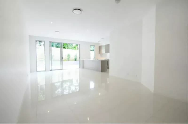 2/99A Grosvenor Street, BALMORAL, QLD 4171, Balmoral - Image 1