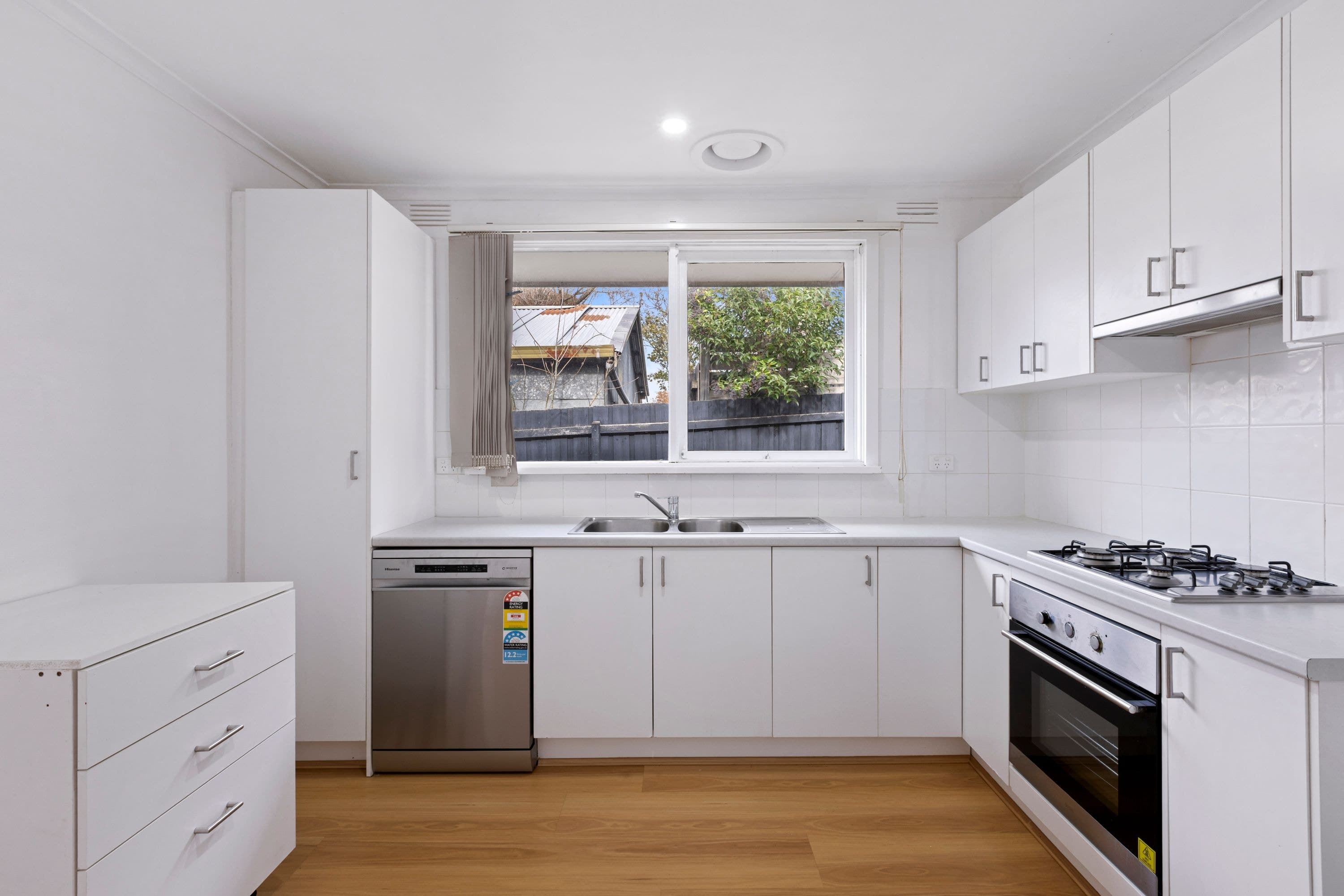 5/10 Hill Street, Box Hill South VIC 3128, Box Hill South - Thumbnail 2