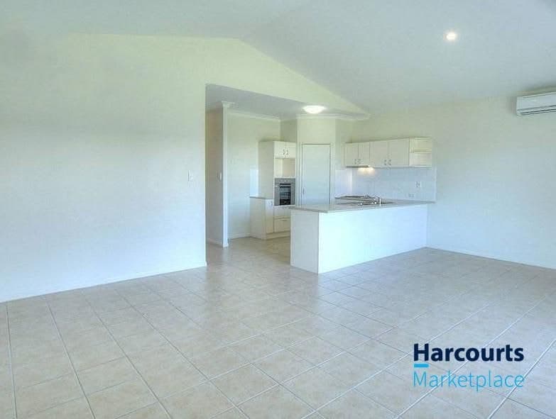 4 Ambrose Drive, AUGUSTINE HEIGHTS, QLD 4300, Augustine Heights - Thumbnail 4