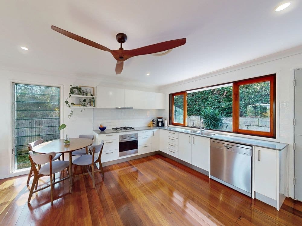 24 Calca Crescent, FERNY HILLS, QLD 4055, Ferny Hills - Thumbnail 2