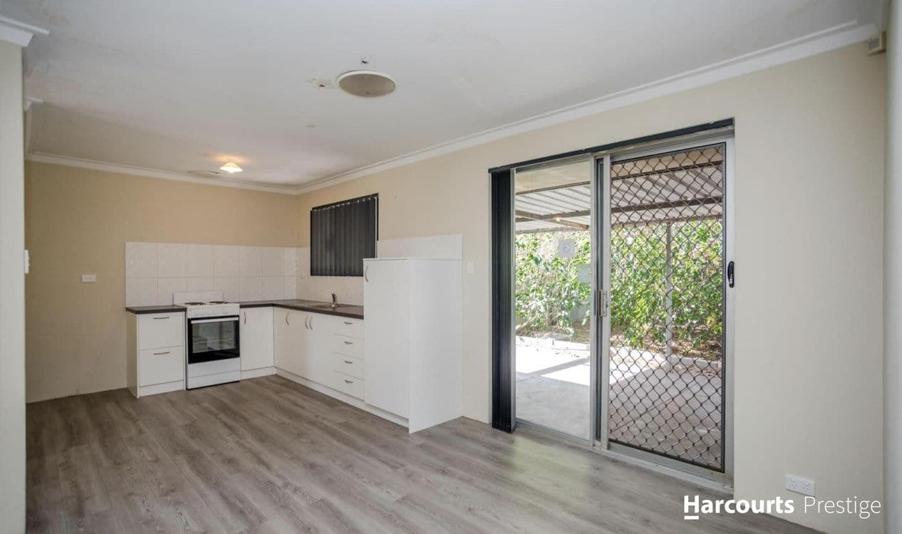 10 Glenhurst Court, CAMILLO, WA 6111, Camillo - Thumbnail 3